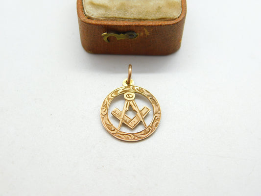 Edwardian 9ct Yellow Gold Masonic Freemasons Compass Pendant c1910 Antique