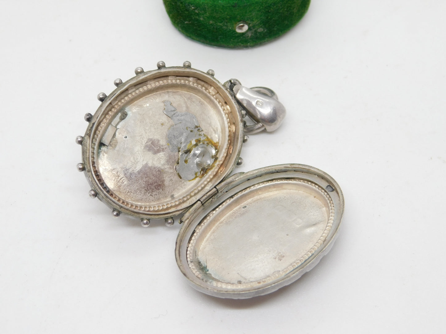 Victorian Sterling SIlver Fern Leaf Sweetheart Locket Antique 1881 Birmingham