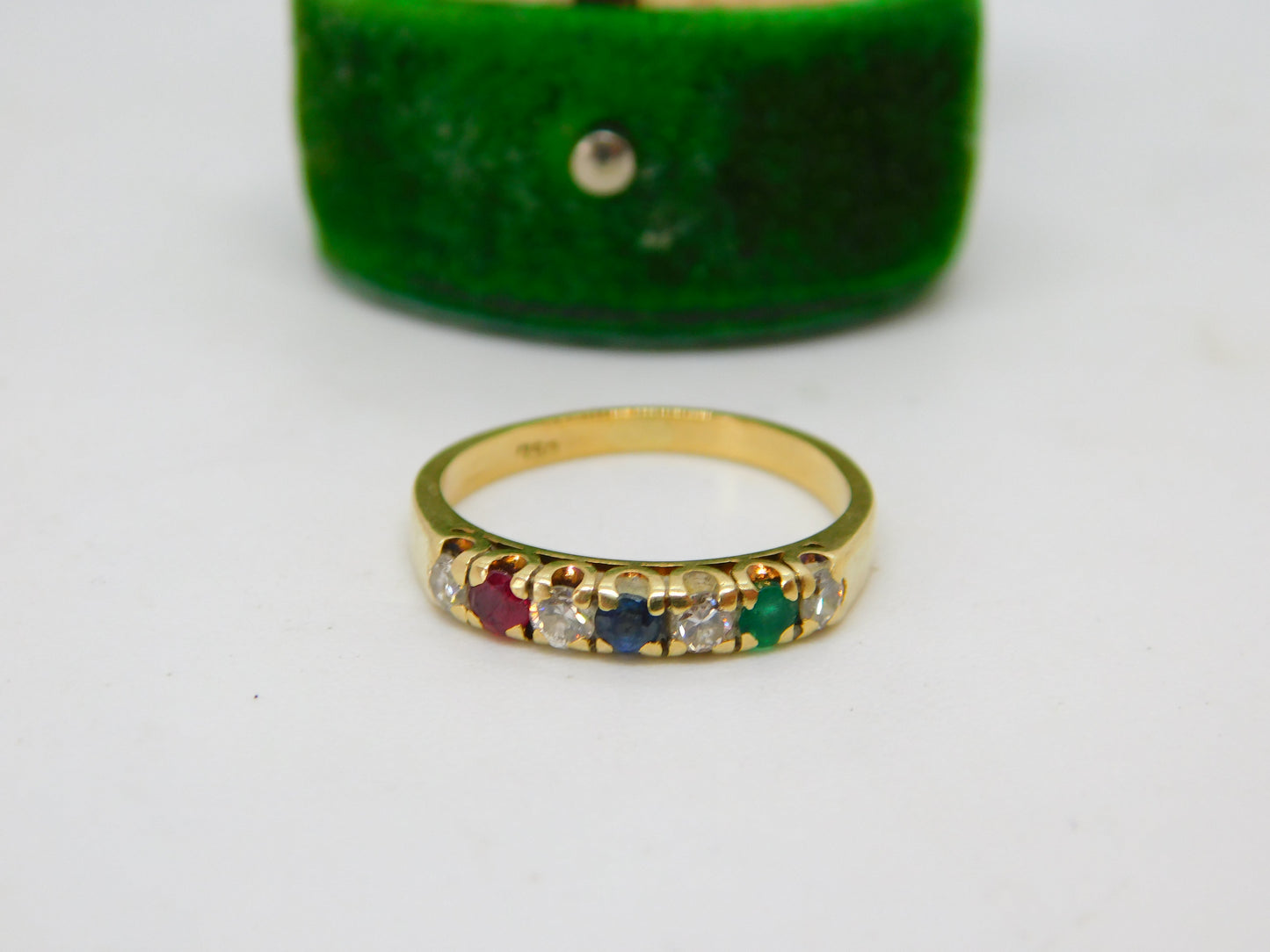 18ct Yellow Gold Seven Stone Ruby, Diamond, Emerald, Sapphire Ring Vintage c1980