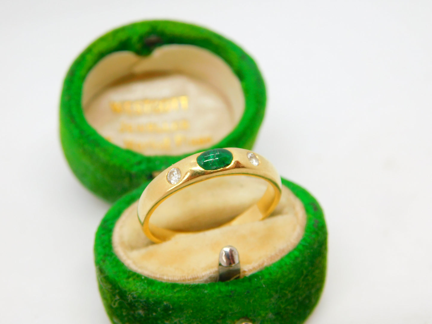 18ct Yellow Gold, Cabochon Emerald & Diamond Dress Ring Vintage c1980