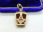 9ct Rose Gold, Bloodstone & Carnelian Masonic Fob Pendant Antique 1913
