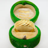 18ct Yellow Gold Modernist Wave Pattern Band Ring Vintage c1980 Size S 1/2 UK