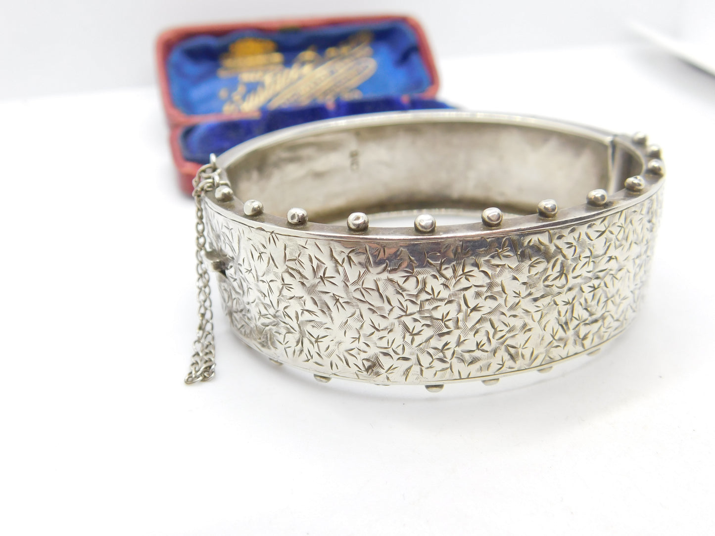 Aesthetic Movement Sterling Silver Ivy Leaf Pattern Bangle 1885 Birmingham