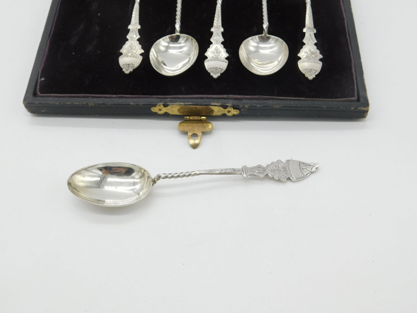 Boxed Set Victorian Sterling Silver Floral Teaspoons 1876 Birmingham Antique