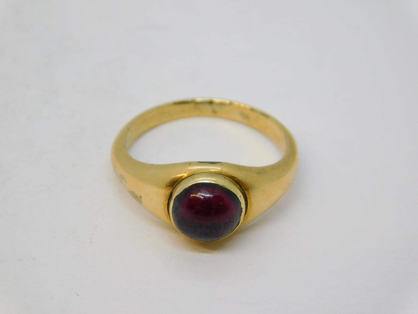 19th Century 14ct Yellow Gold Cabochon Almandine Garnet Signet Ring Antique c1860