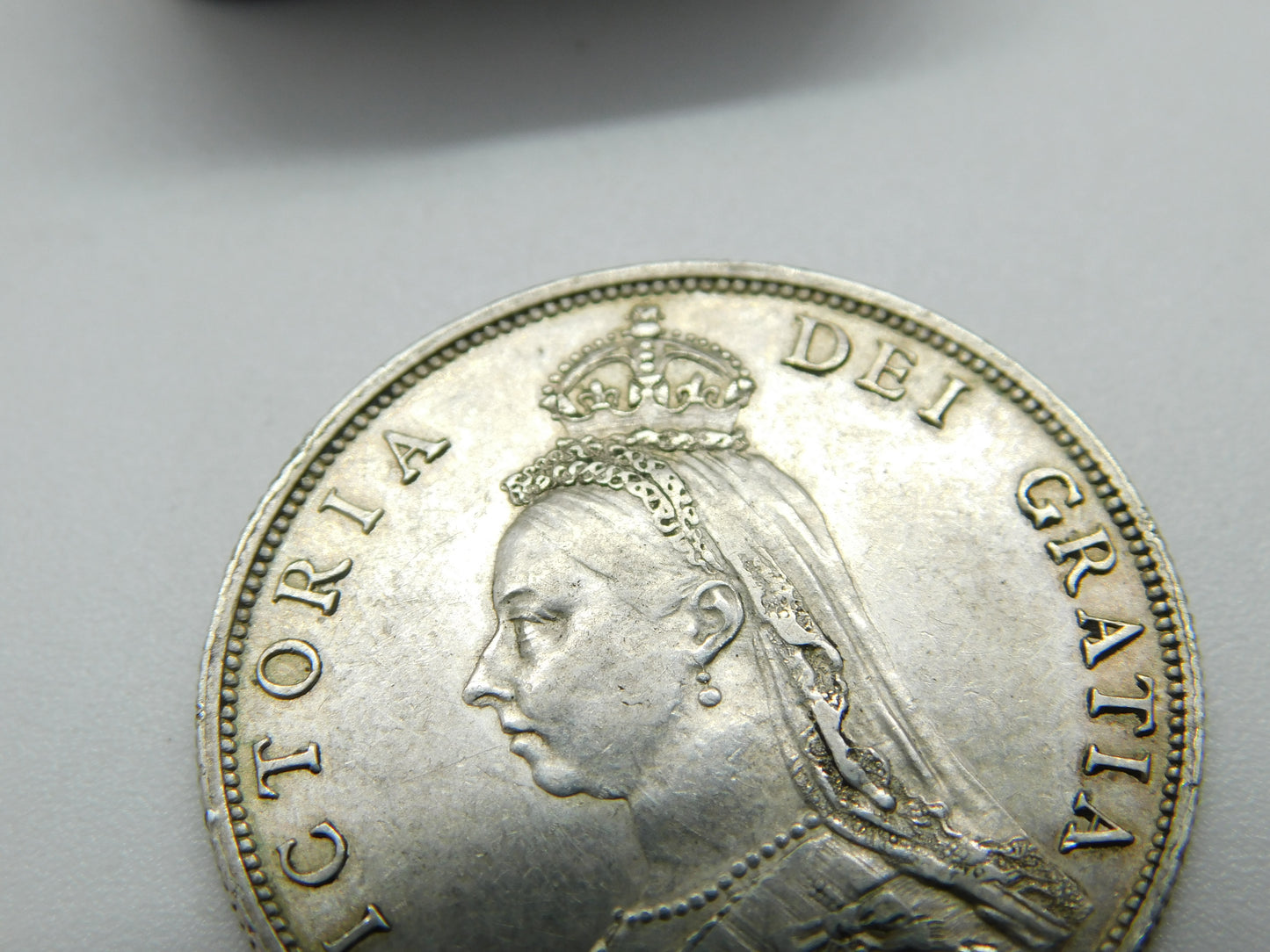 Queen Victoria .925 Silver Golden Jubilee Florin Coin 1887 Very Fine Condition