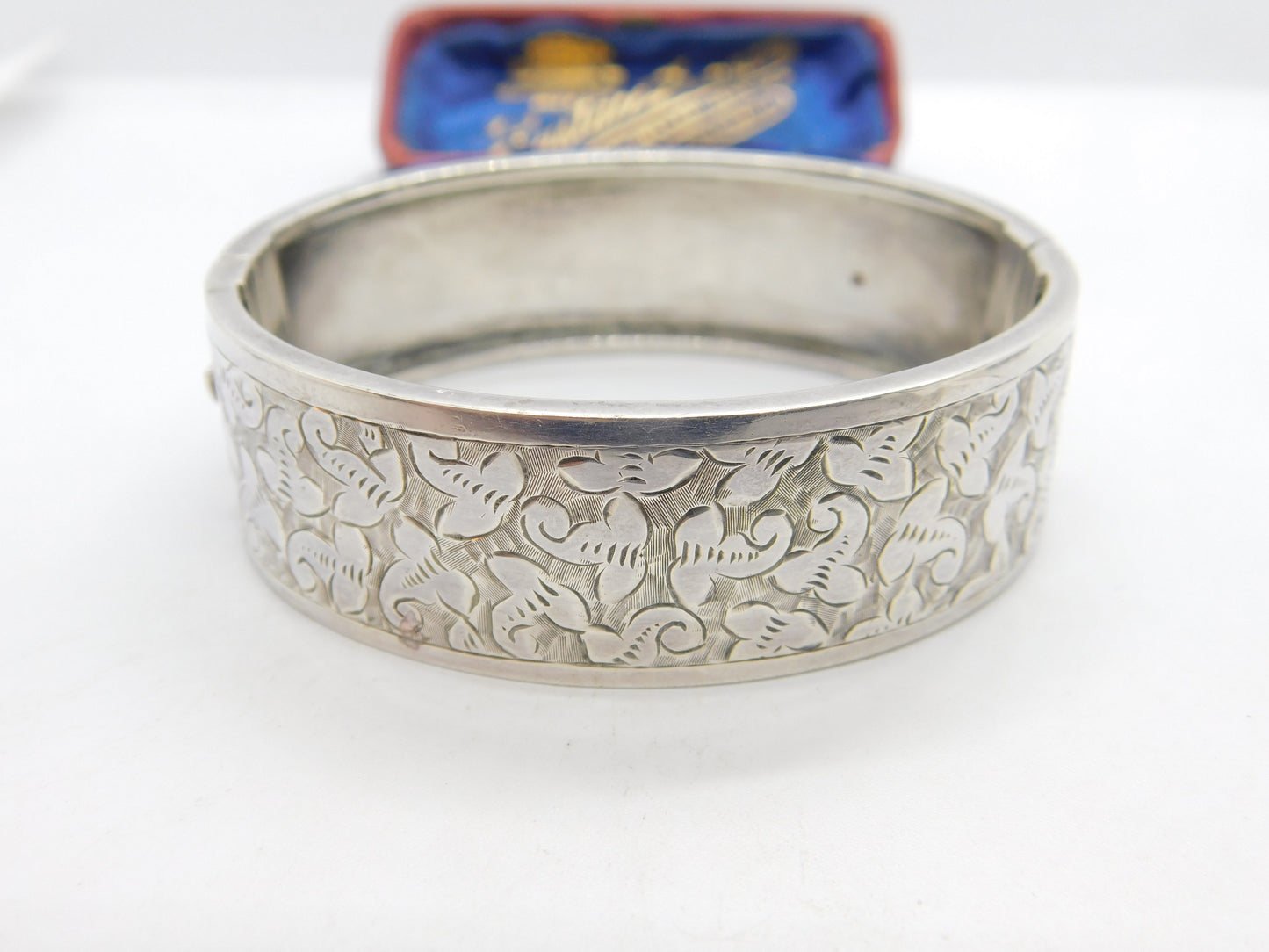 Victorian Aesthetic Sterling Silver Leaf Pattern Cuff Bangle Antique c1880