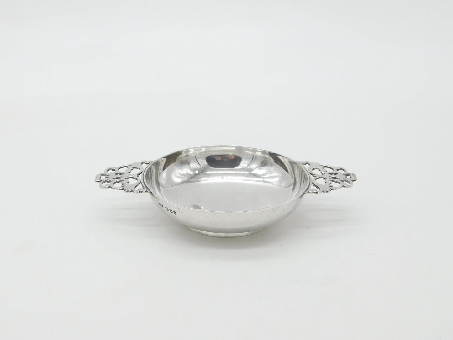 Garrard & Co. Sterling Silver Floral Handle Quaich 1921 London Antique