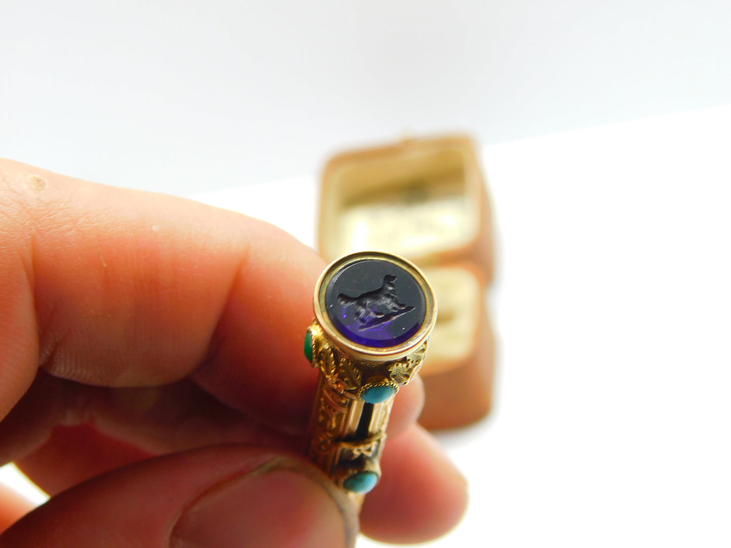 Victorian 15ct Gold Cased, Turquoise Amethyst Spaniel Intaglio Top Pencil c1860