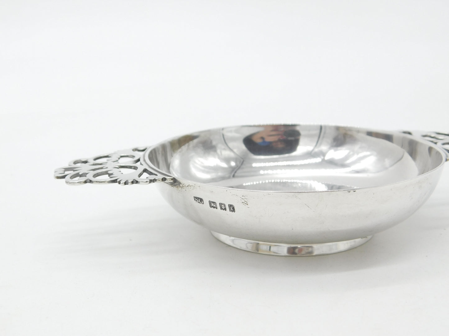 Garrard & Co. Sterling Silver Floral Handle Quaich 1921 London Antique