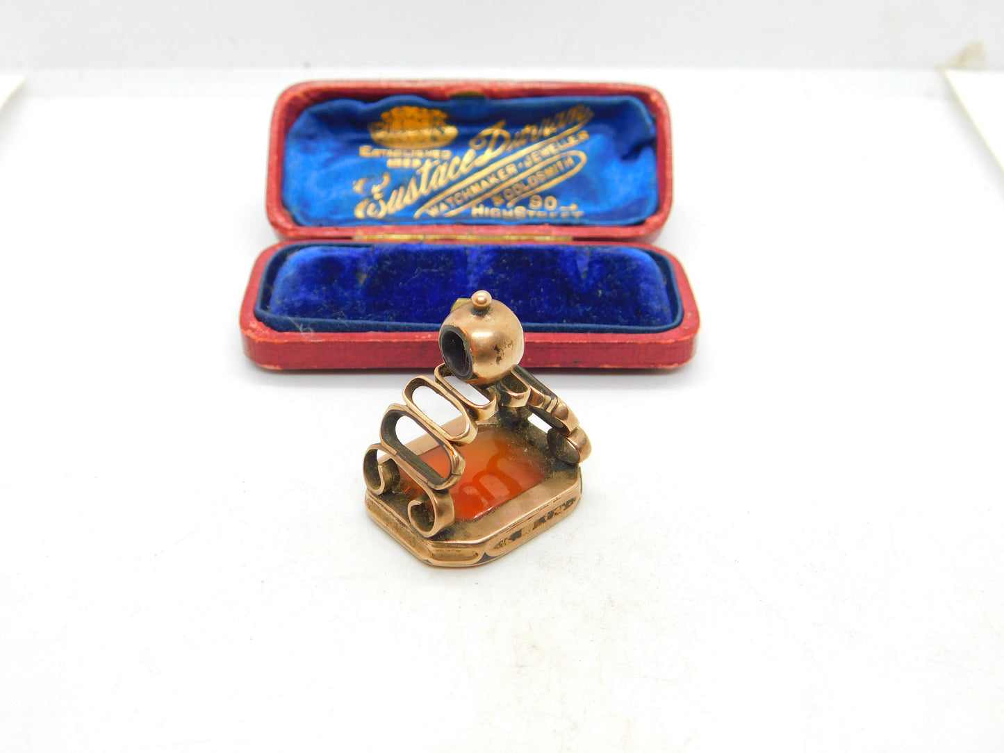 Georgian Pinchbeck Gold & Carnelian 'Vincit Veritas' Heraldic Fob Seal Antique