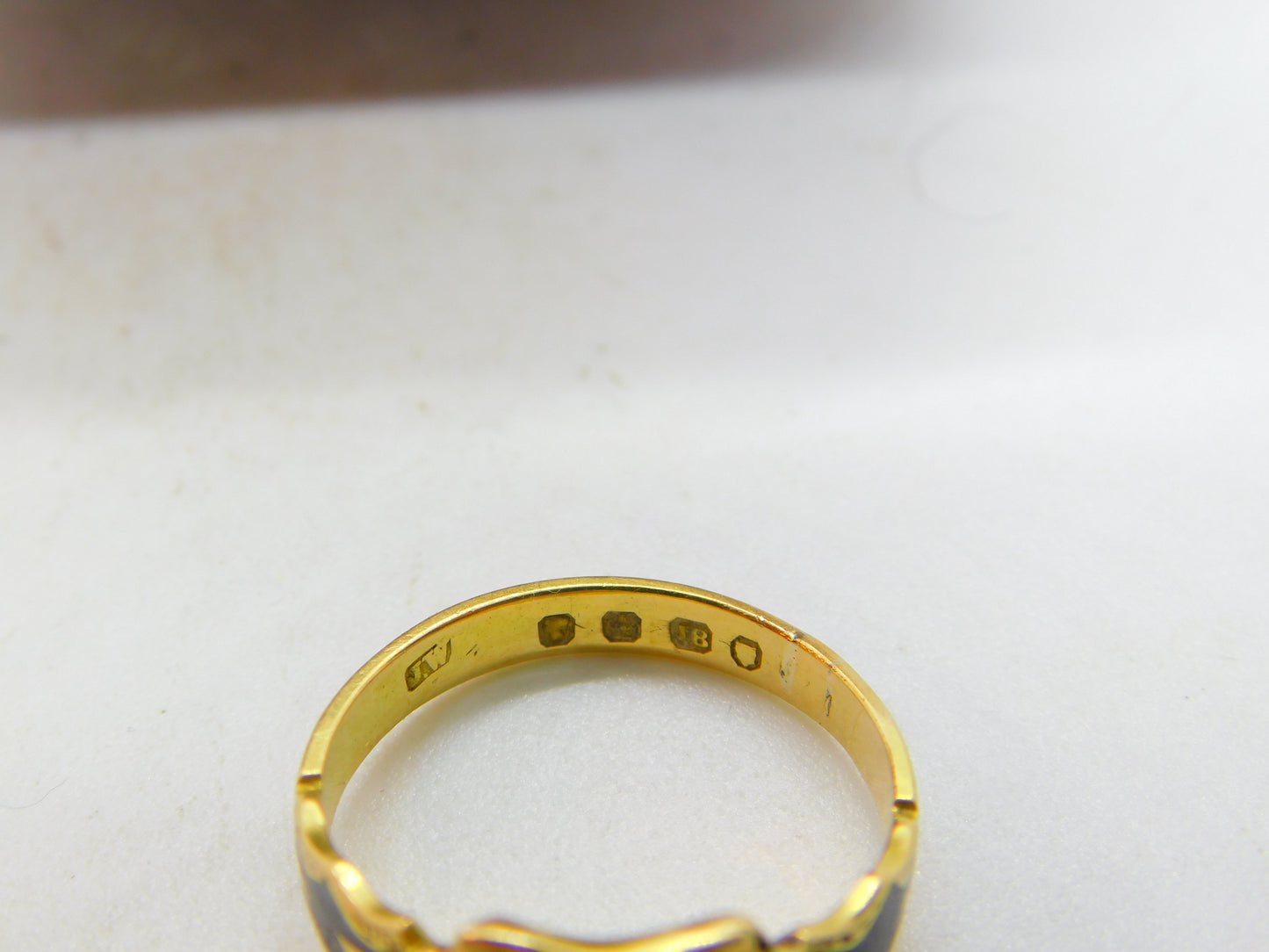 Victorian 18ct Gold, Black Enamel 'In Memory Of' Mourning Ring c1860 London