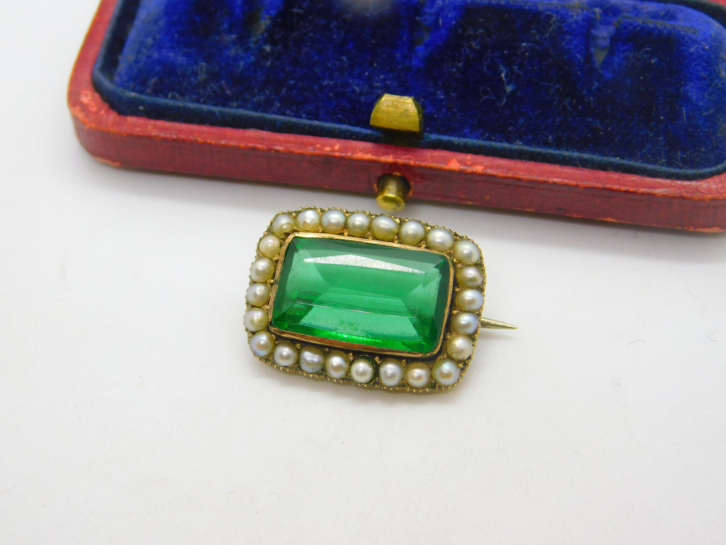 Emerald Paste Seed Pearl in 9ct Yellow Gold Brooch Pin Antique Georgian c1820