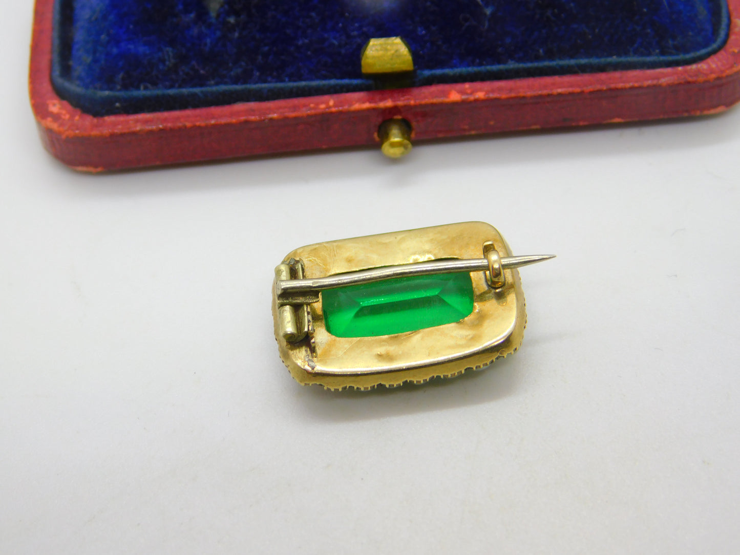 Emerald Paste Seed Pearl in 9ct Yellow Gold Brooch Pin Antique Georgian c1820