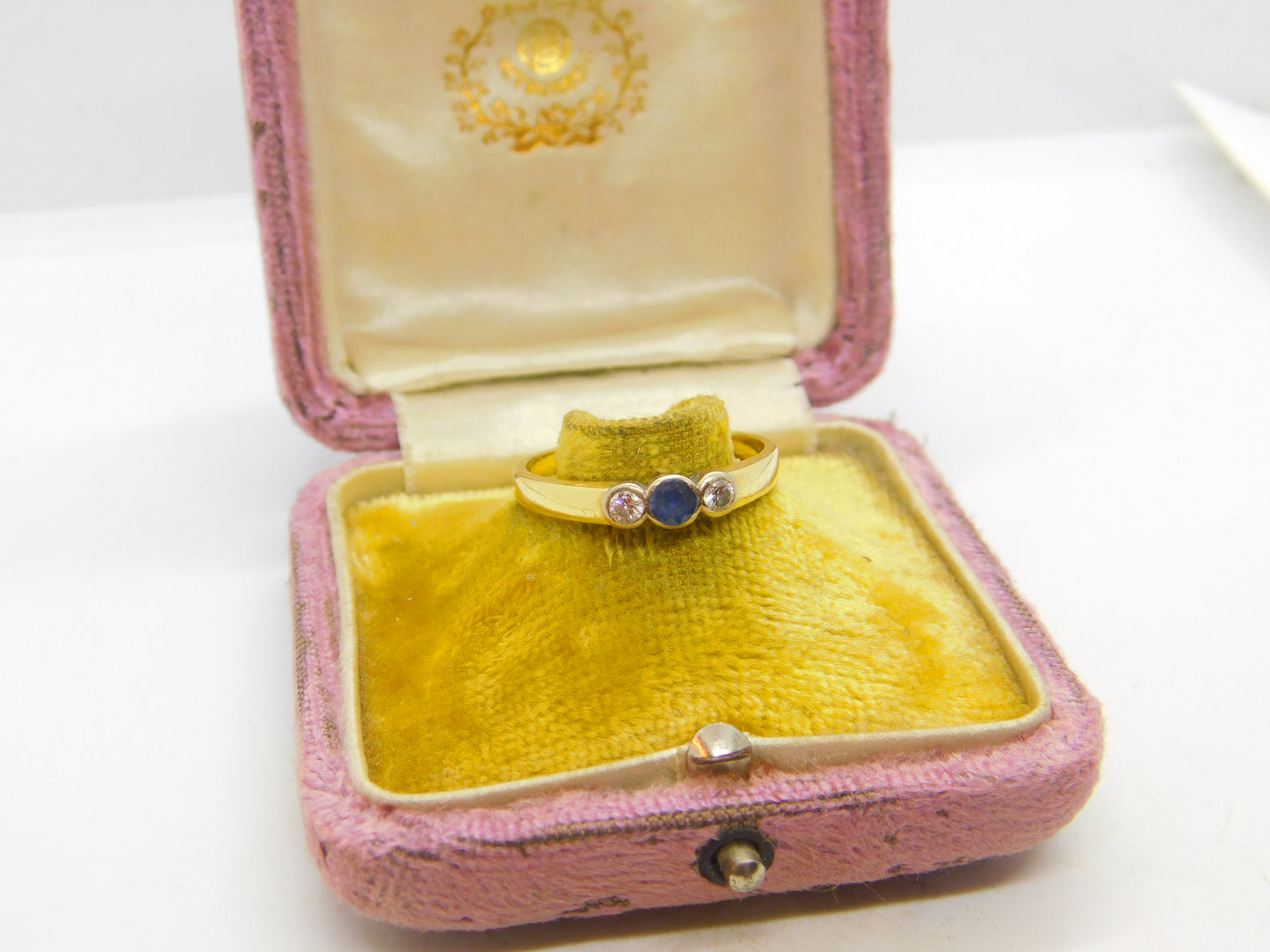 18ct Yellow Gold, Sapphire & Diamond Set Band Ring 2000 Sheffield Vintage