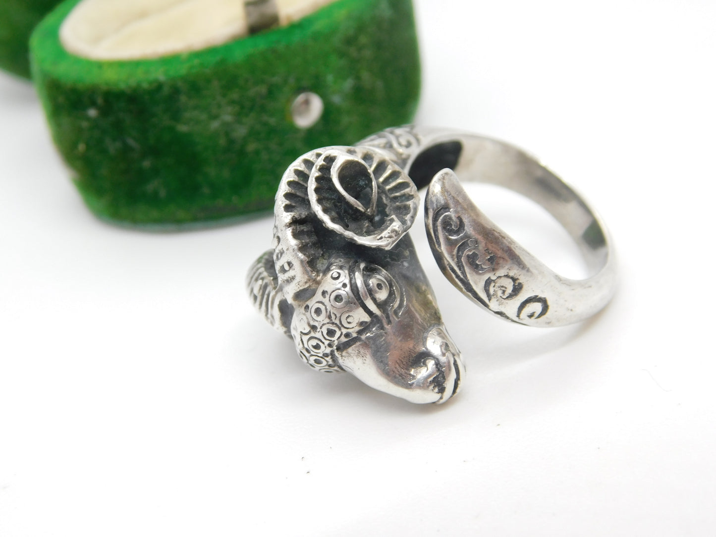 .800 Silver Aries the Ram Crossover Statement Ring Vintage c1960