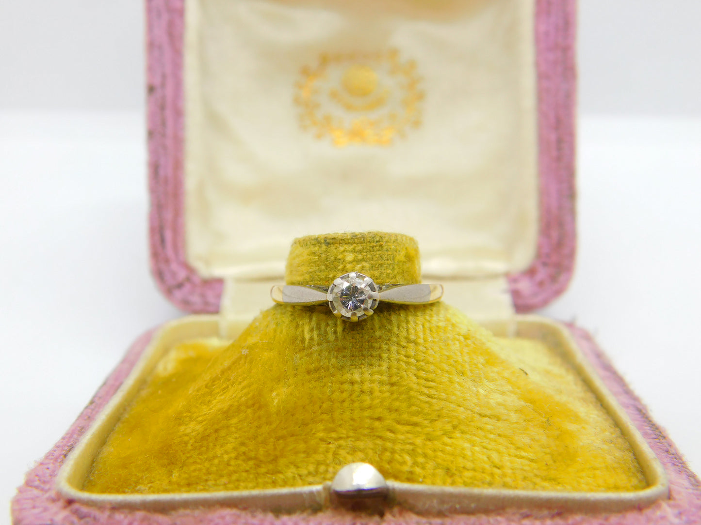 Victorian 18ct Yellow Gold & 0.2ct Diamond Solitaire Ring Antique c1900