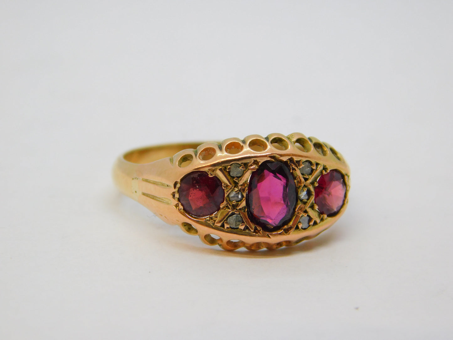 9ct Gold, Garnet & White Sapphire Boat Ring Vintage c1970