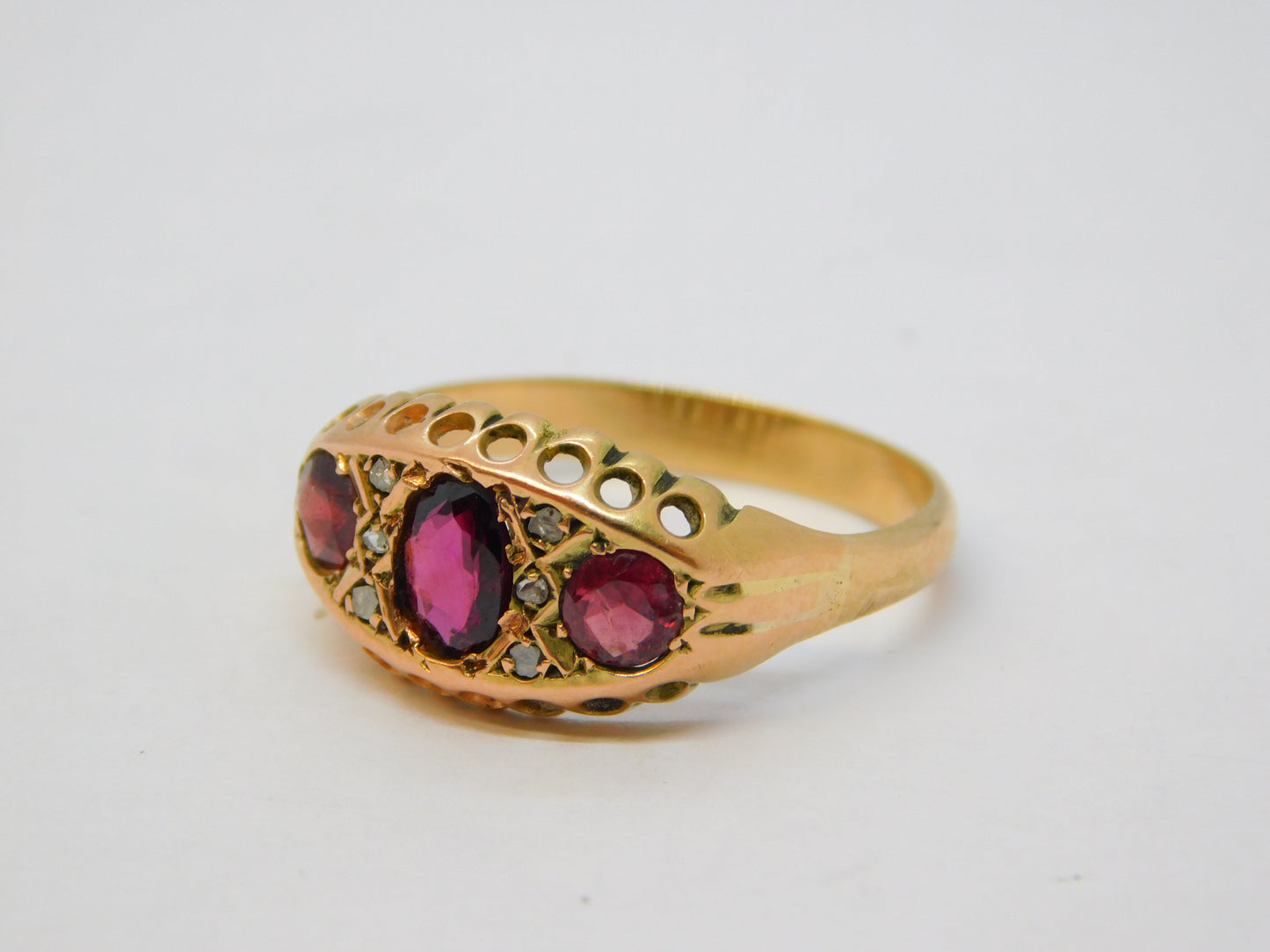 9ct Gold, Garnet & White Sapphire Boat Ring Vintage c1970