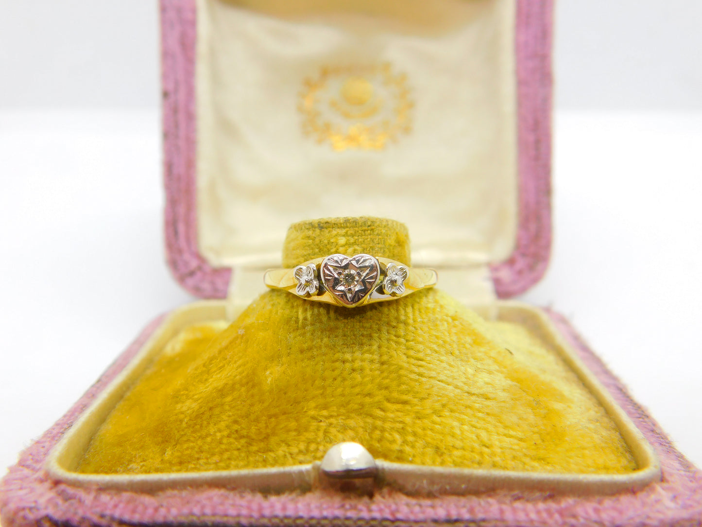 18ct Yellow Gold & Heart Set Diamond Sweetheart Ring 1971 Birmingham