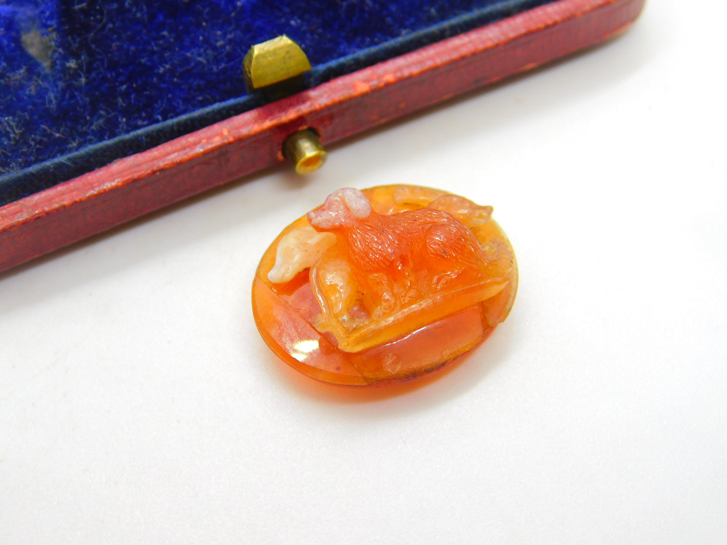 Pair of "Dogs" Roman Intaglio Grand Tour Agate Hardstone Cameo Antique Georgian