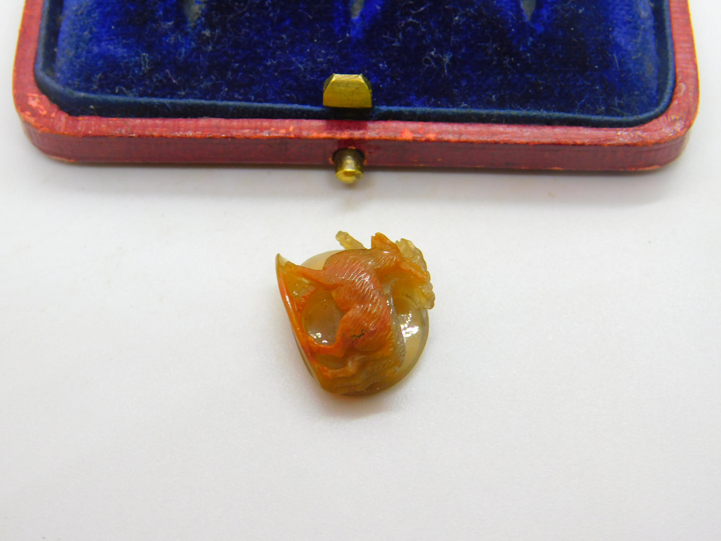 Pair of "Rabbits" Roman Intaglio Grand Tour Agate Hardstone Cameo Antique Georgian