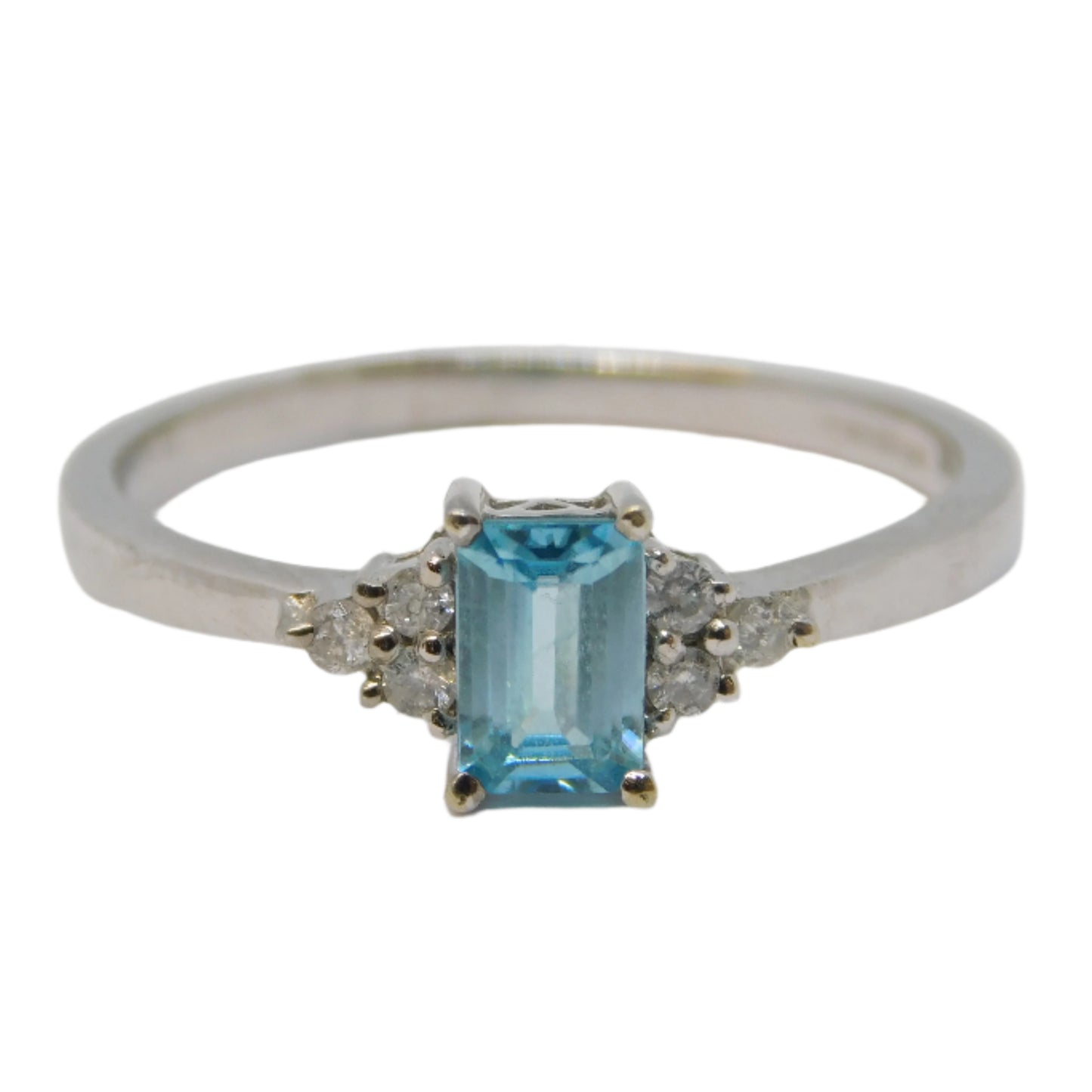 9ct White Gold, Aquamarine & Diamond Engagement Ring Vintage c1990