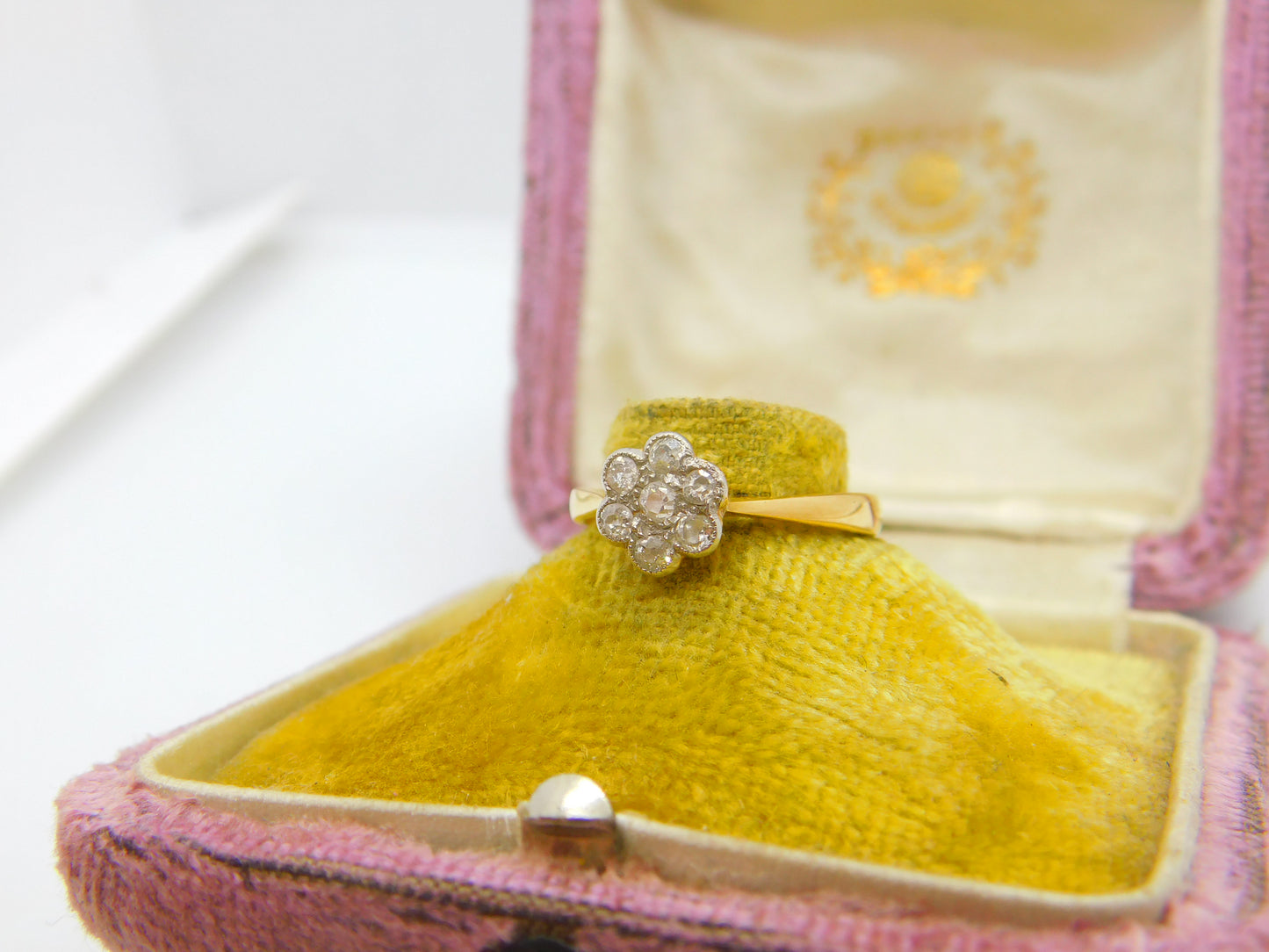 Victorian 18ct Yellow Gold & Diamond Set Daisy Flower Ring c1880 Antique