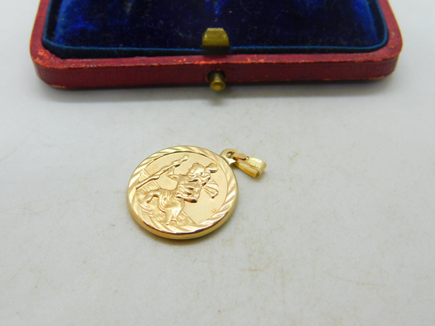 9ct Yellow Gold St Christopher Saint Of Travel Charm Pendant Vintage c1990