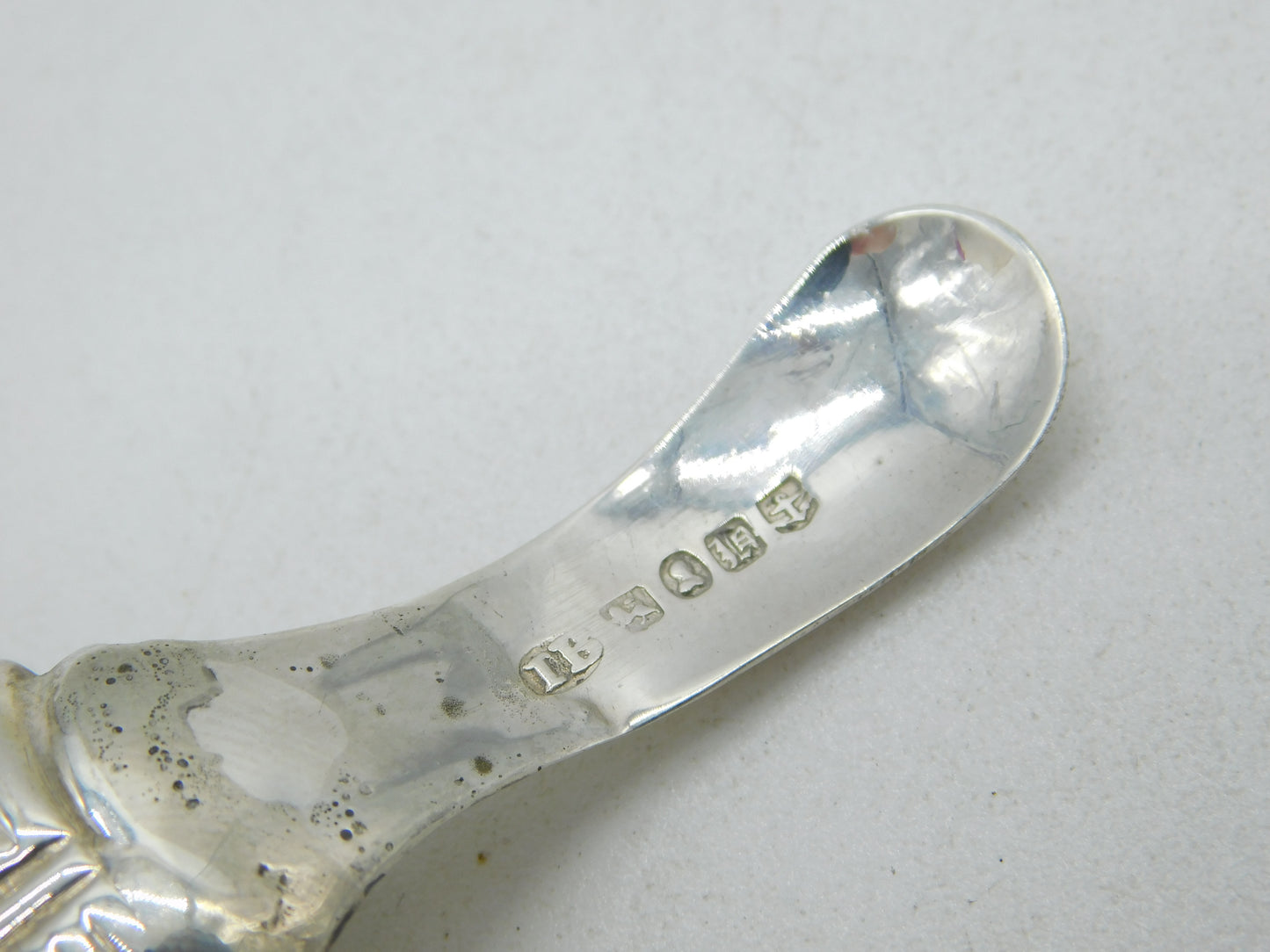 William IV Sterling Silver Leaf Pattern Tea Caddy Spoon Antique 1831 Birmingham