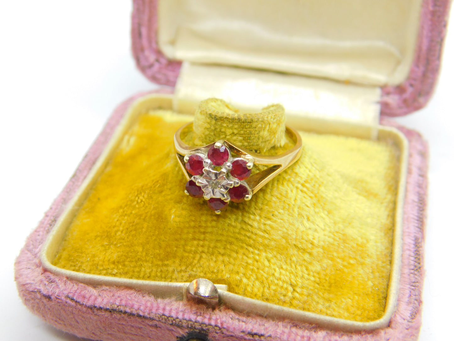 Ruby and Diamond Flower 9ct Yellow Gold Ring Vintage 1979 Birmingham