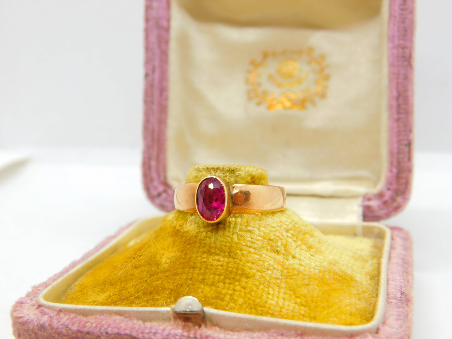 15ct Yellow Gold & Natural Ruby Band Ring Antique c1900 Victorian