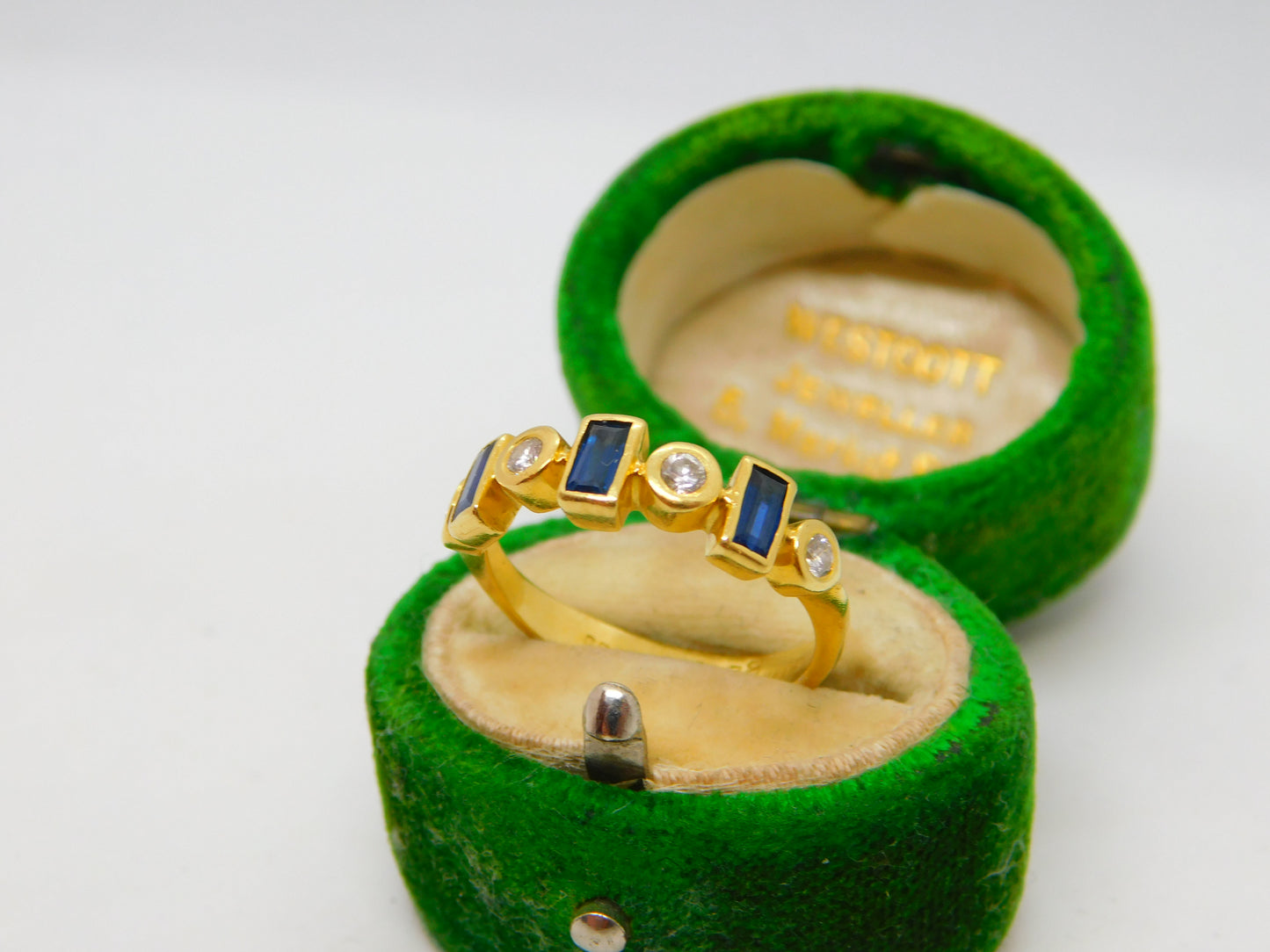 18ct Yellow Gold, Sapphire & Diamond Modernist Band Ring Vintage 1973 London
