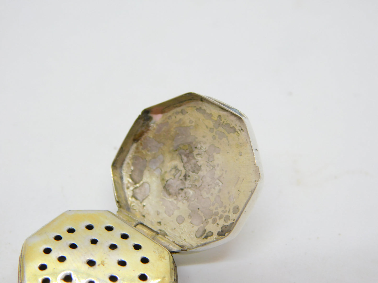 George III Sterling Silver Octagonal Vinaigrette Antique 1800 Birmingham