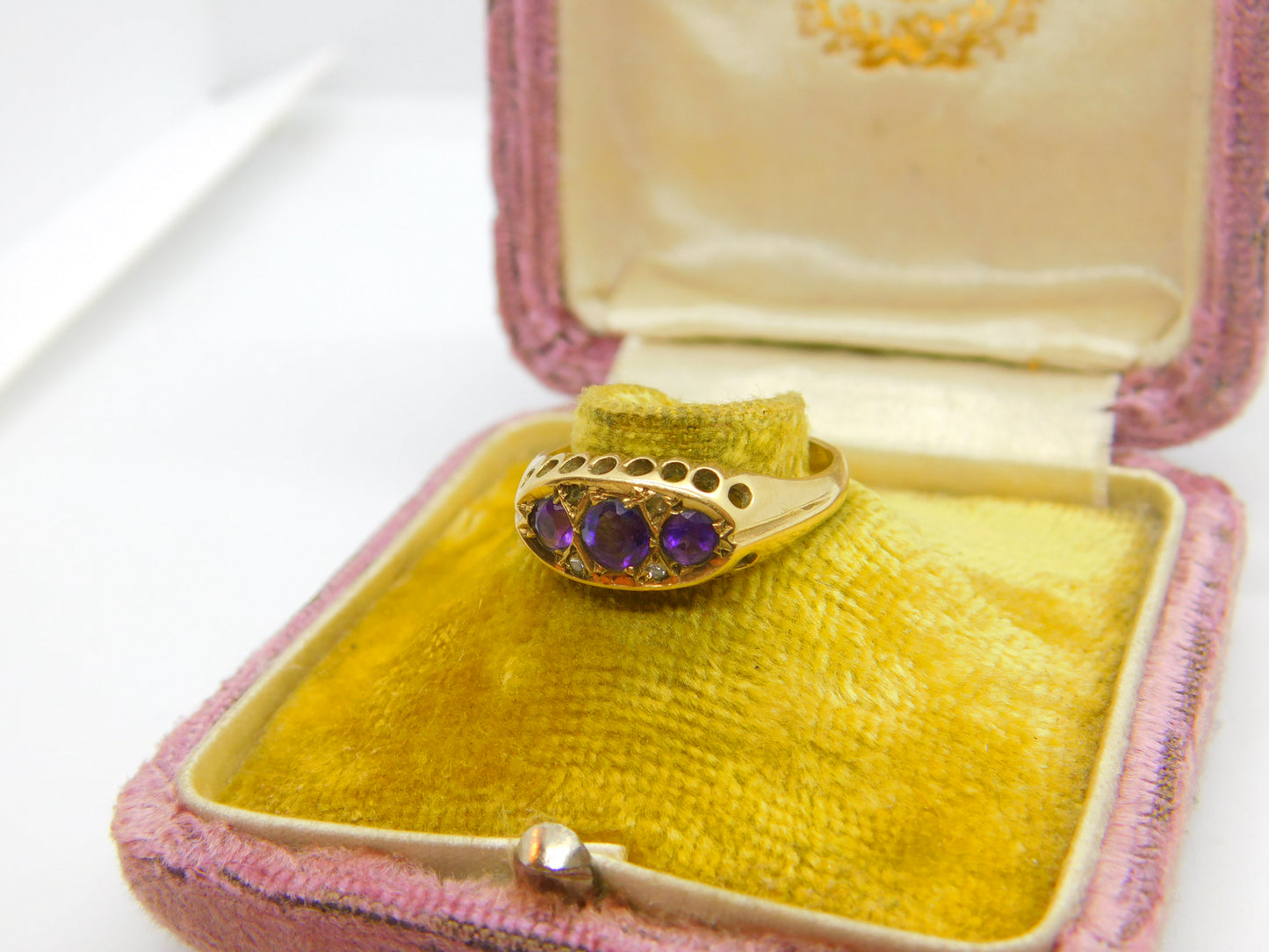 9ct Yellow Gold & Amethyst Set Three Stone Boat Ring 1999 Birmingham Vintage