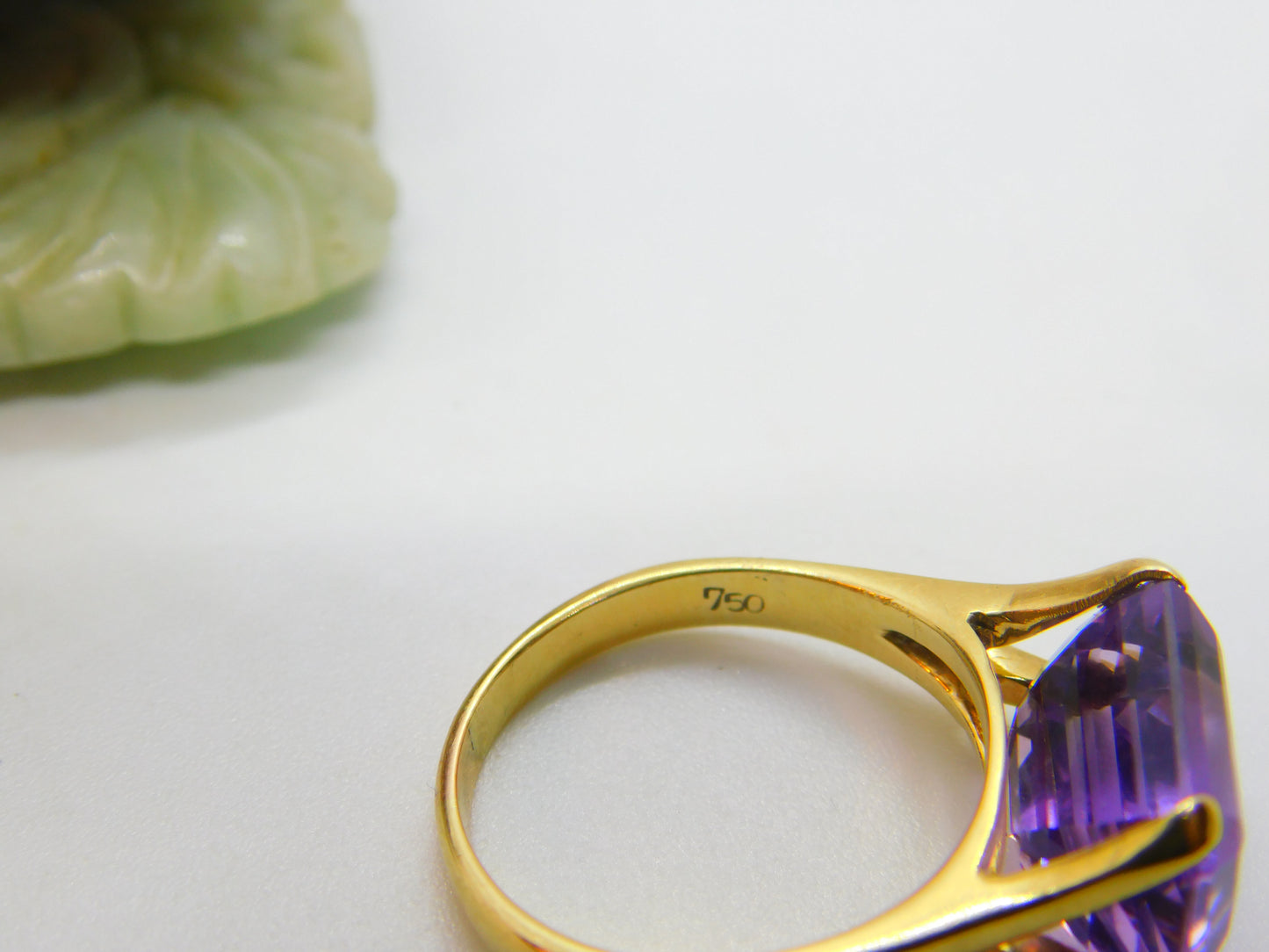 18ct Yellow Gold & Faceted Amethyst Cocktail Ring Vintage c1980