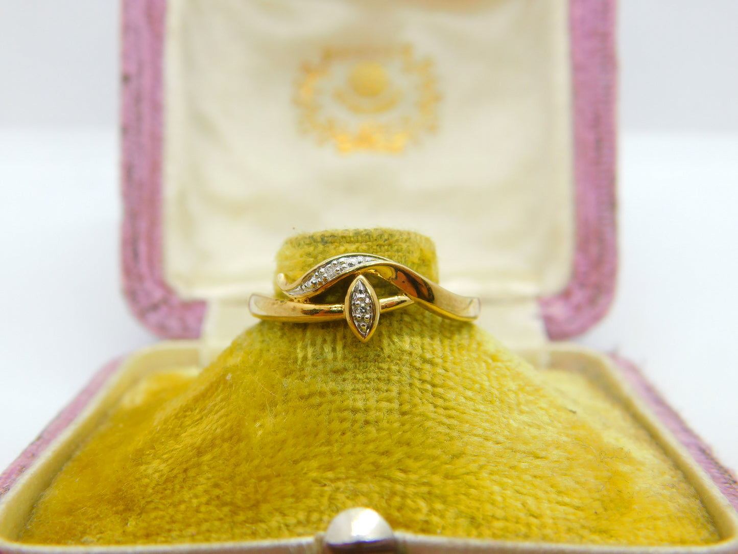 9ct Yellow Gold Art Nouveau Style Floral Diamond Set Ring Vintage London