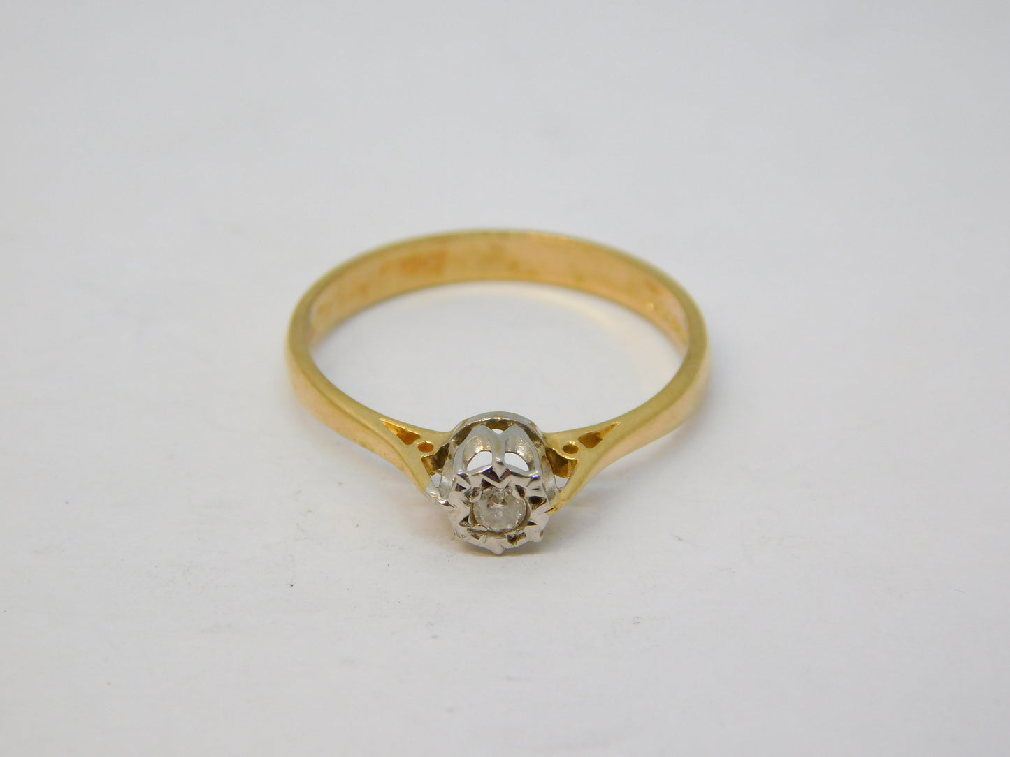 9ct Yellow Gold & 0.1ct Diamond Solitaire Ring Vintage c1970 Sheffield