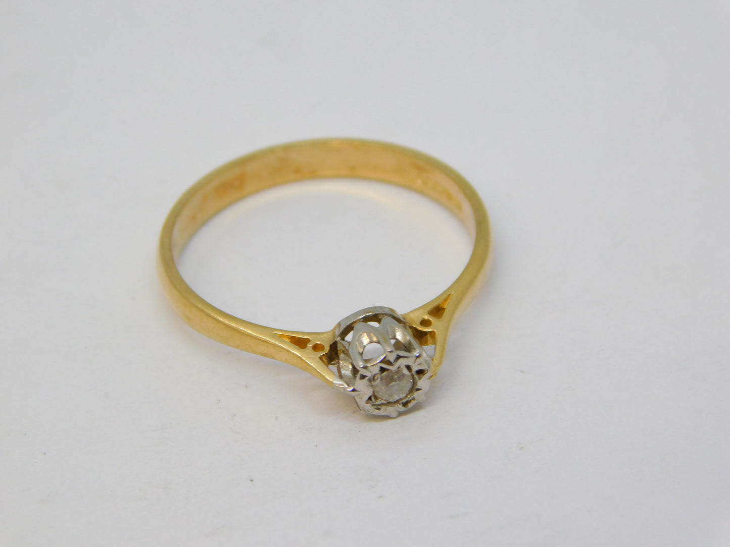 9ct Yellow Gold & 0.1ct Diamond Solitaire Ring Vintage c1970 Sheffield