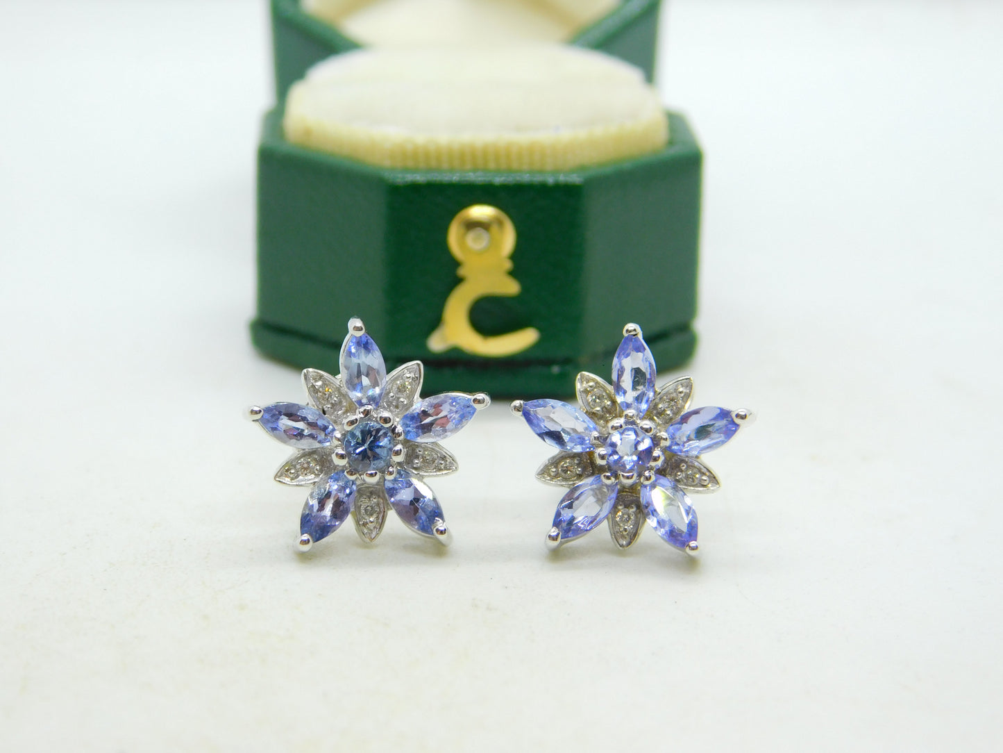 9ct White Gold, Tanzanite & Diamond Floral Stud Earrings Vintage c2000