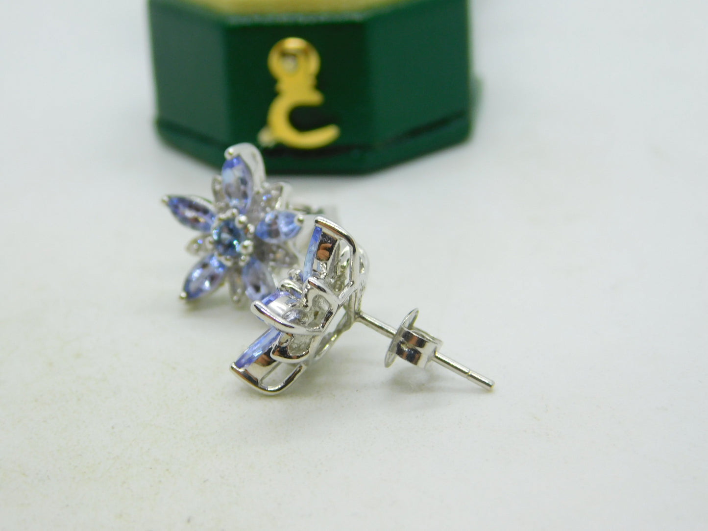 9ct White Gold, Tanzanite & Diamond Floral Stud Earrings Vintage c2000