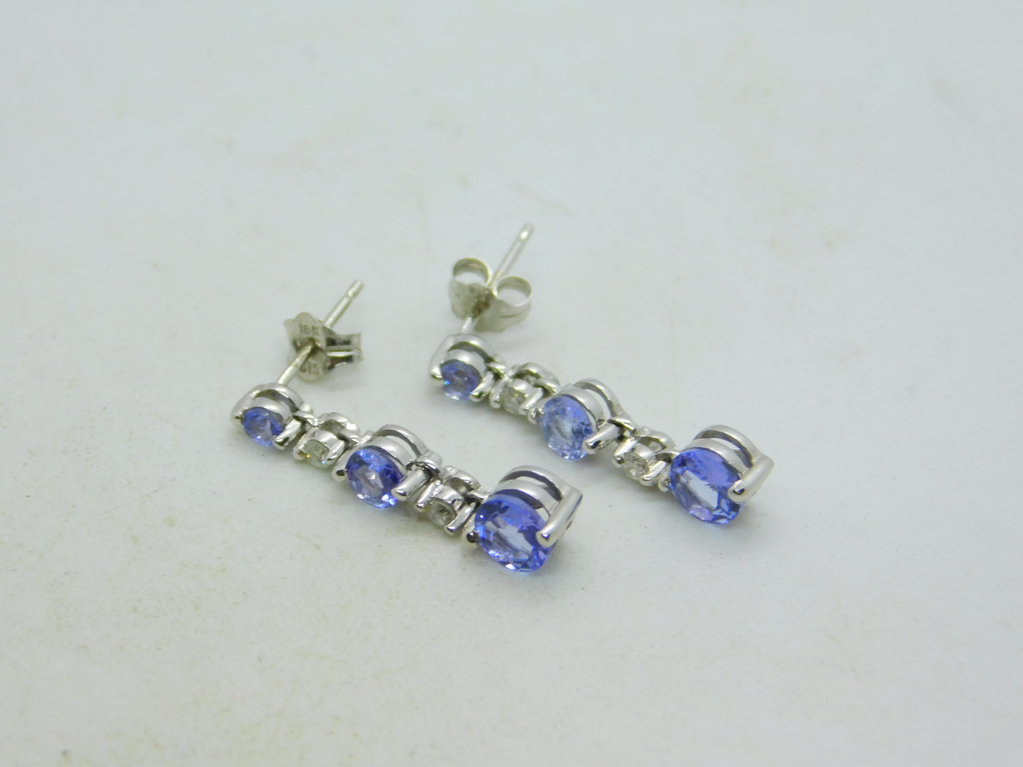 18ct White Gold, Tanzanite & Diamond Droplet Stud Earrings Vintage c2000