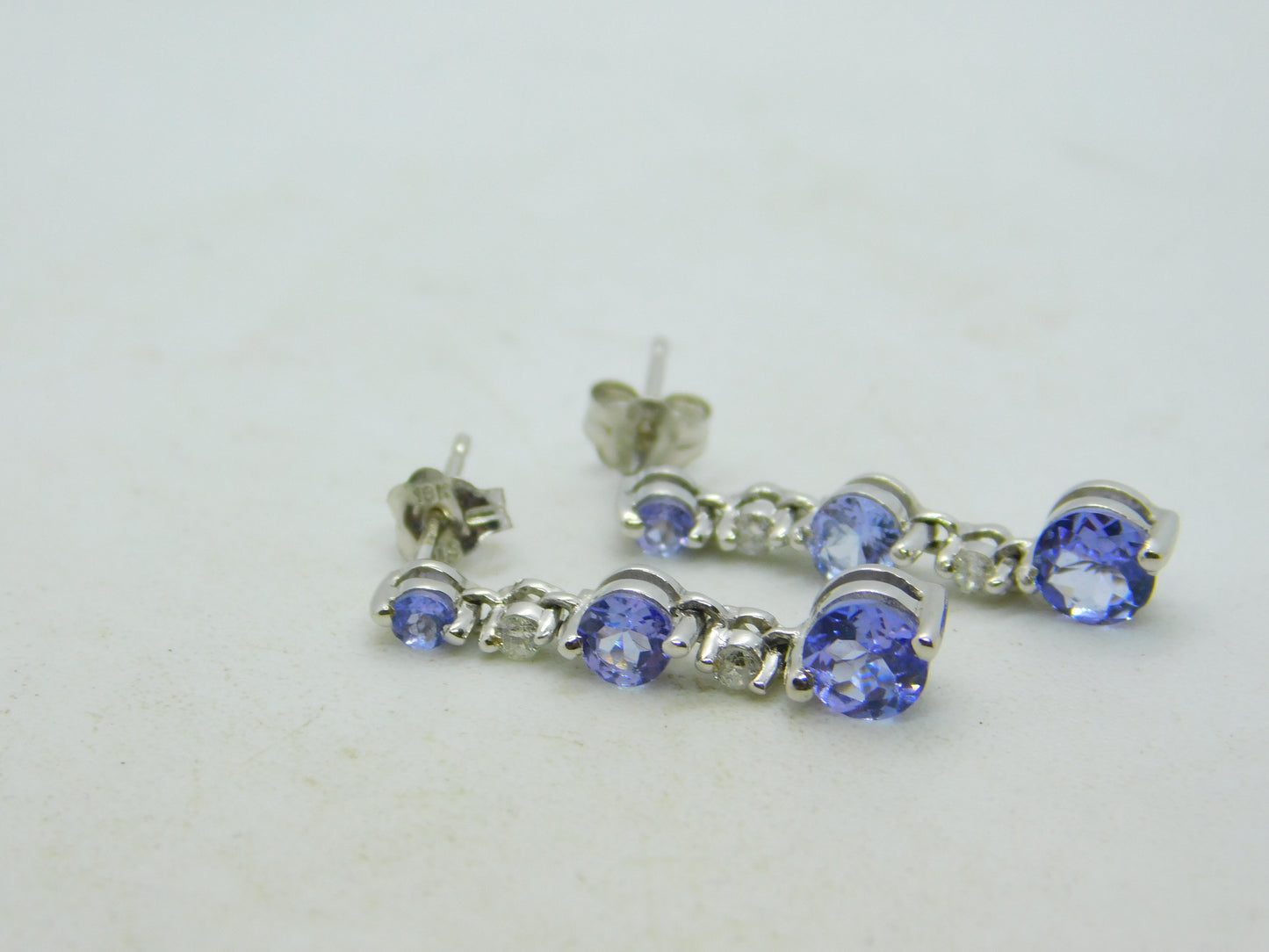 18ct White Gold, Tanzanite & Diamond Droplet Stud Earrings Vintage c2000