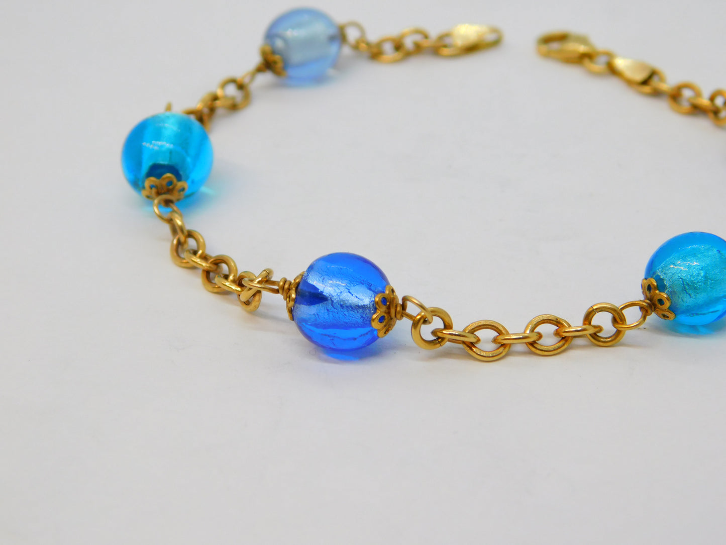 9ct Yellow Gold Five-Bead Blue Murano Glass Cable Bracelet Vintage c1980