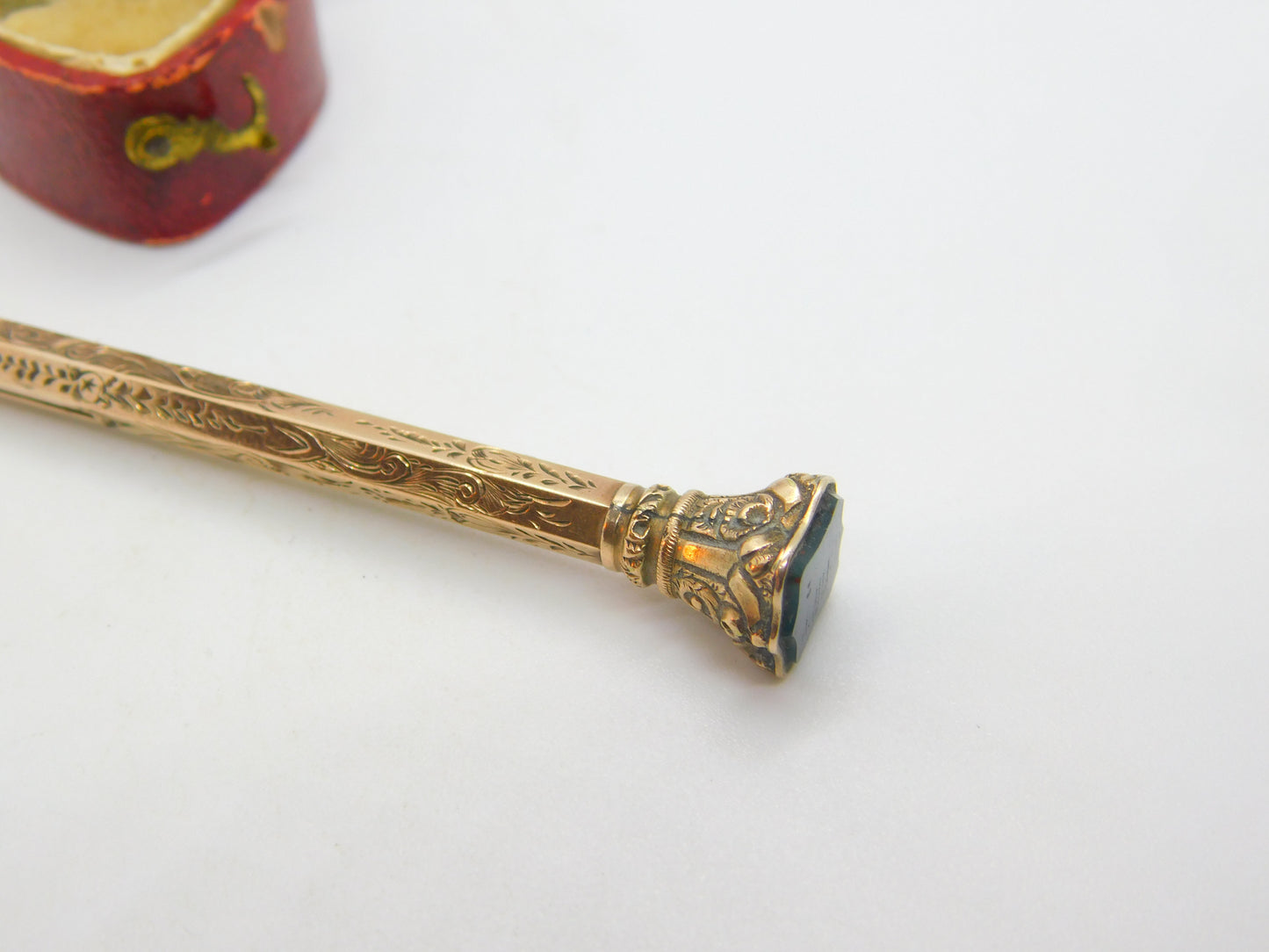 Victorian 9ct Yellow Gold Cased, Bloodstone Seal Top Propelling Pencil c1880