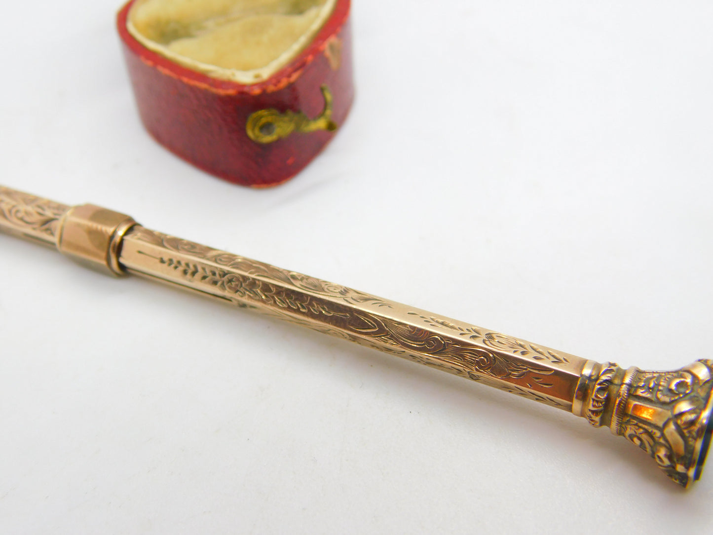 Victorian 9ct Yellow Gold Cased, Bloodstone Seal Top Propelling Pencil c1880