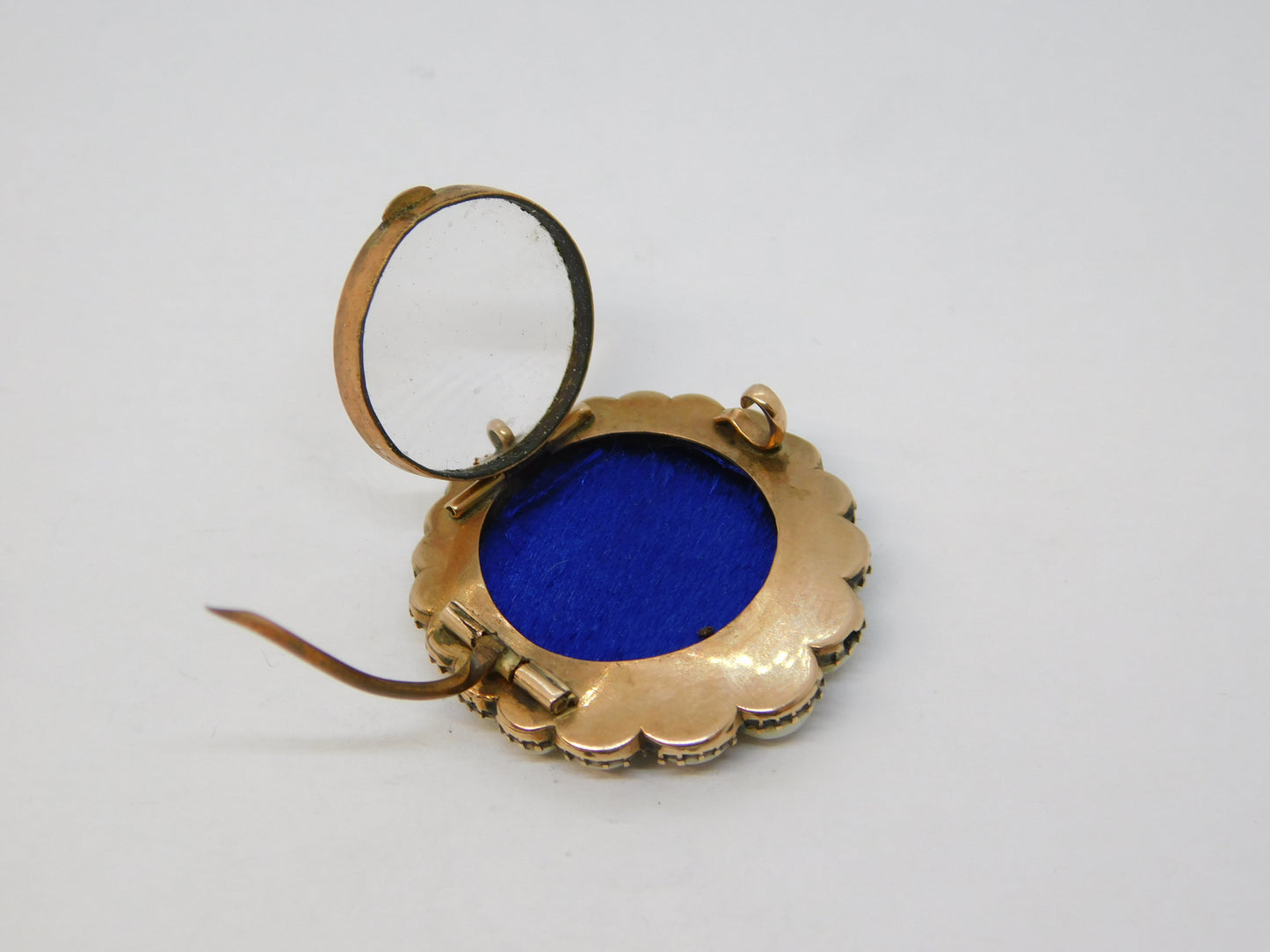 George III 9ct Gold Graduating Pearl Mourning Locket Brooch Antique c1820