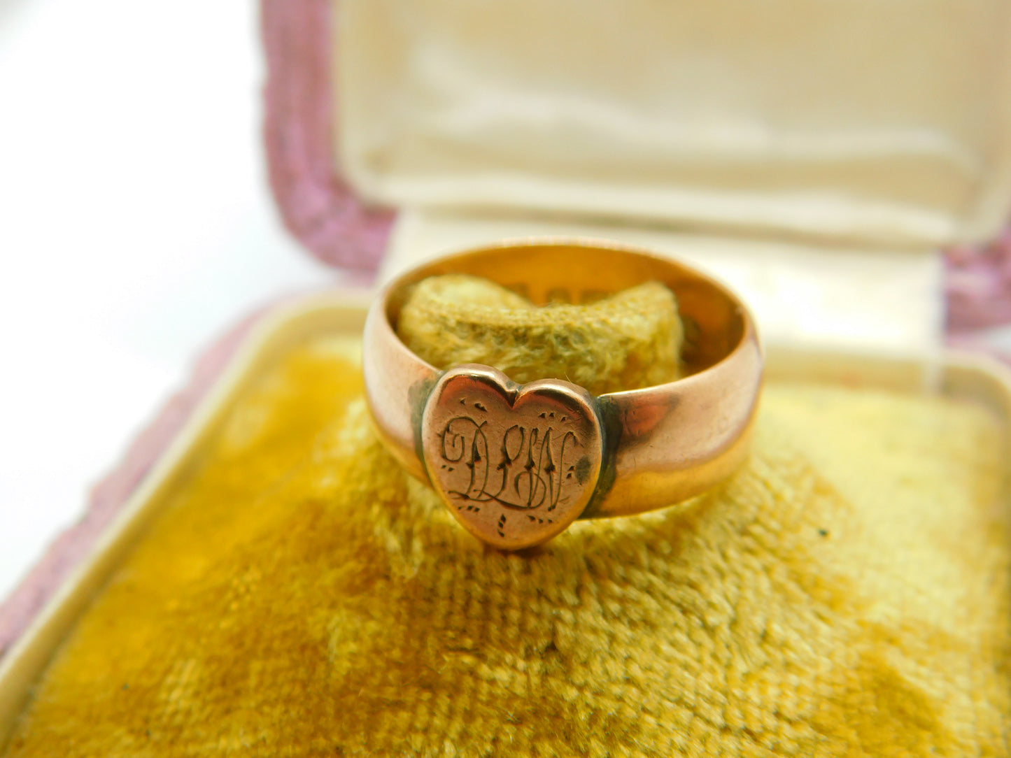 Victorian Rose Gold Heart Form Signet Ring Antique 1876 Birmingham Initialled