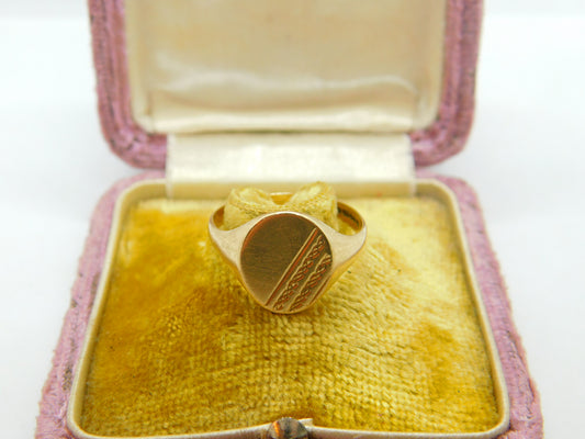 9ct Yellow Gold Essential Signet Ring Vintage 1978 Birmingham Size P UK