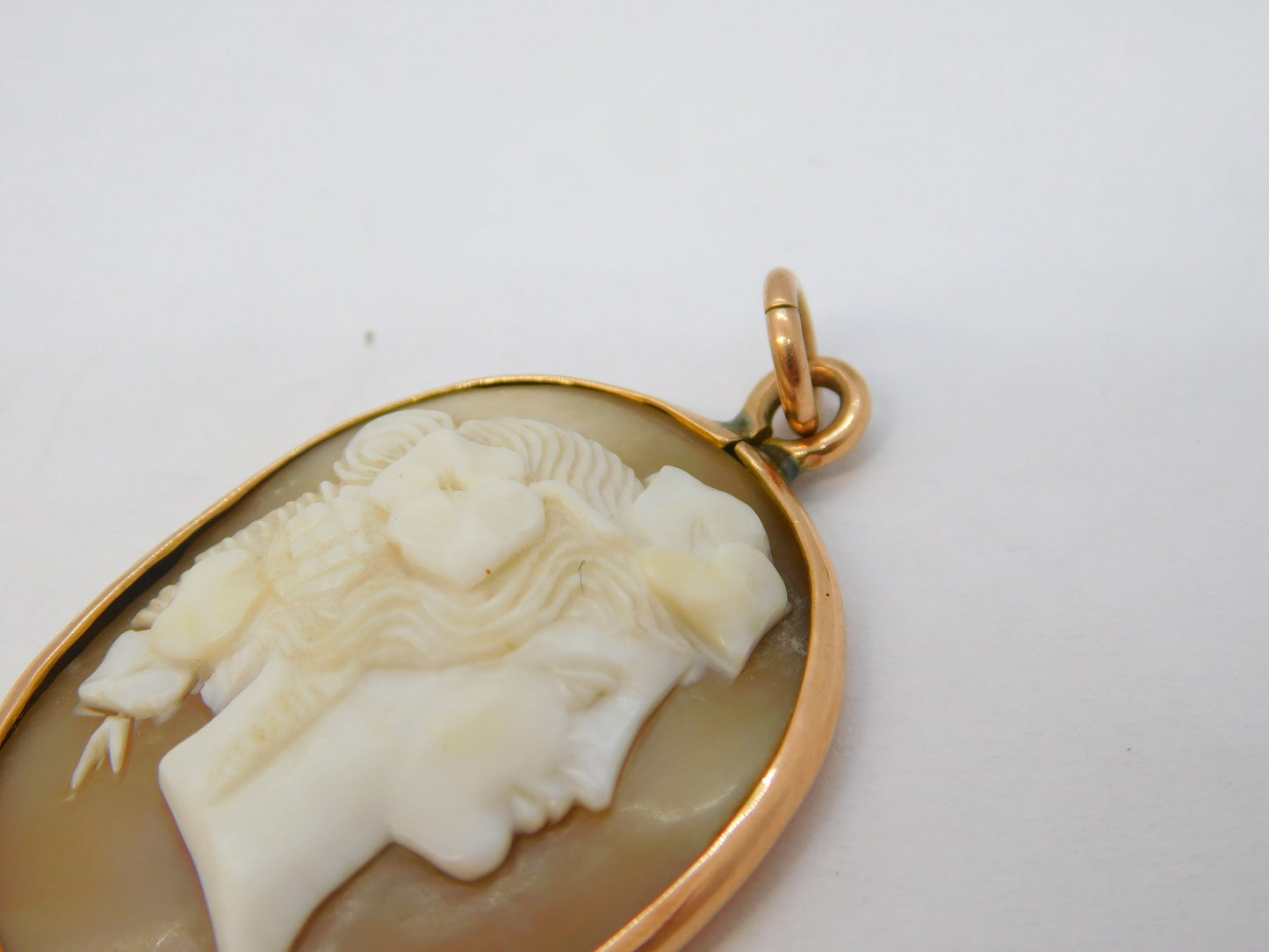 Victorian 9ct Rose Gold Mounted Carved Shell Cameo Pendant Antique c1860